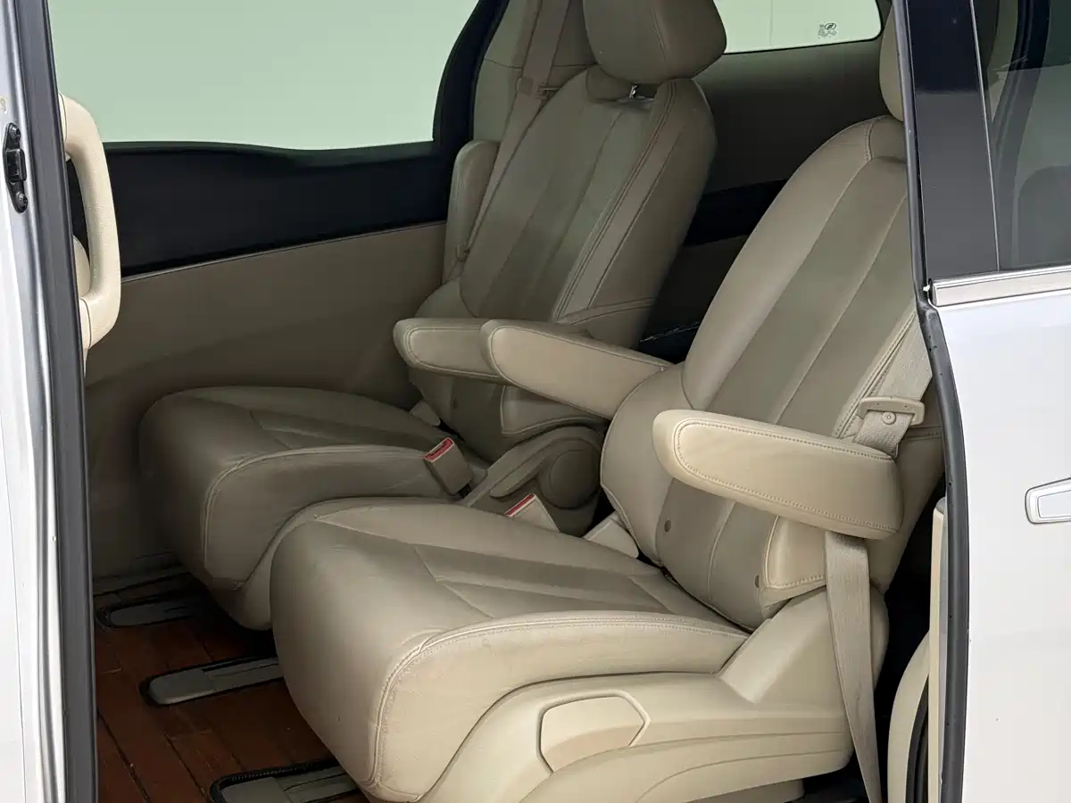 Buick GL8 2018 28T Luxury Model China VI фото 17