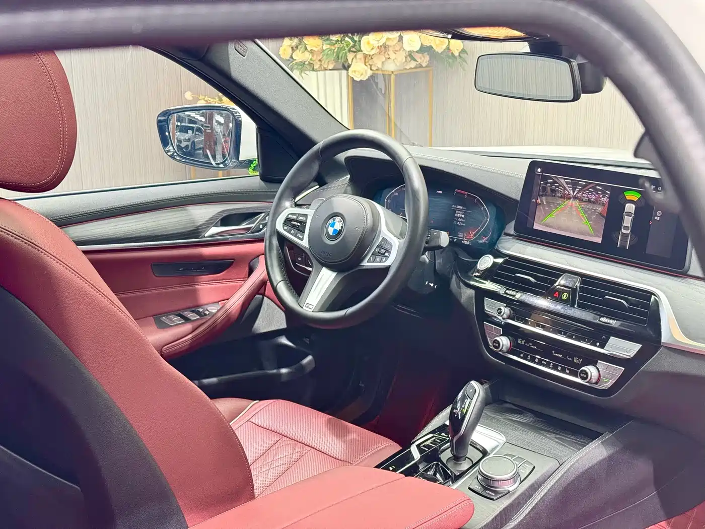 BMW 5 Series 2021 530Li Leading M Sport Package фото 13