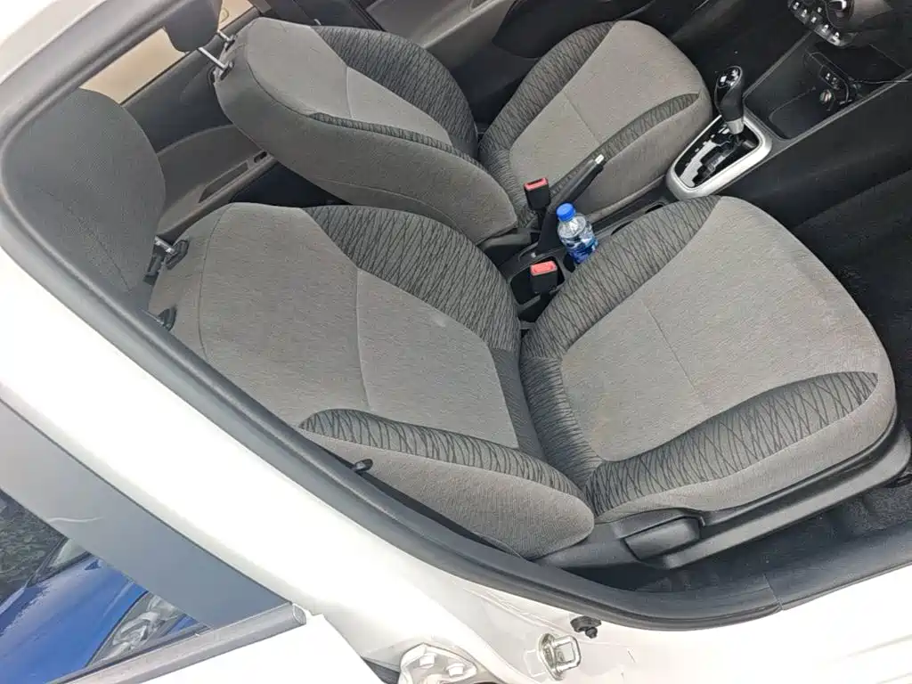 Kia Huan Chi 2022 2020 Facelift 1.4L Auto Comfort Sunroof Edition