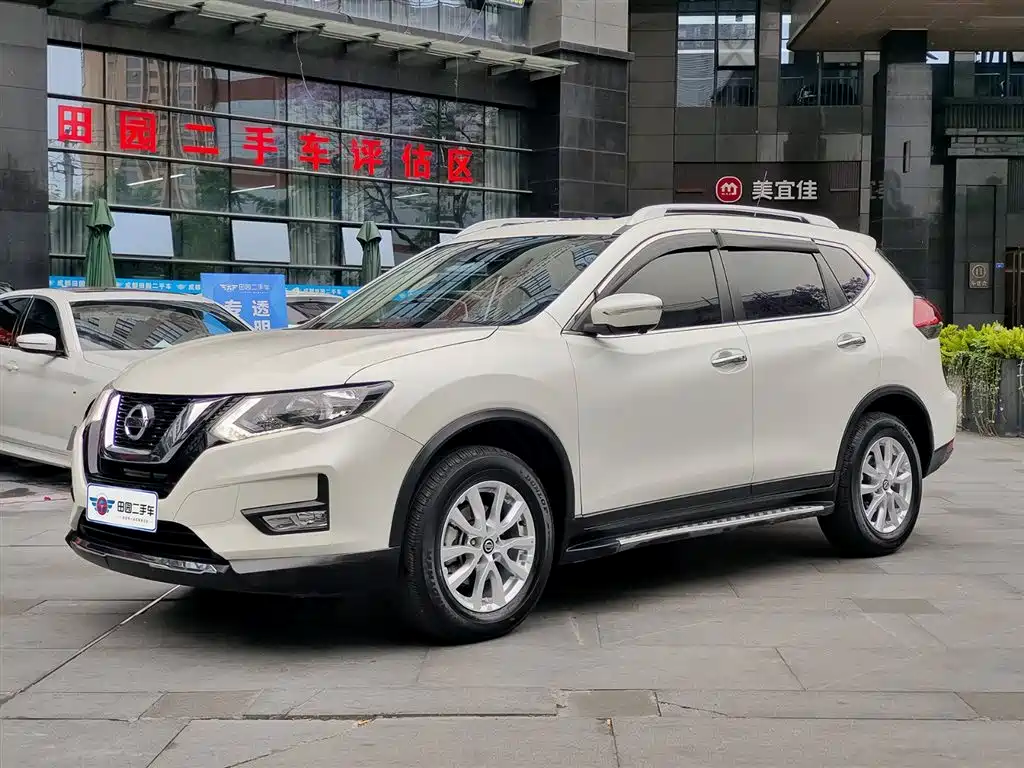 NISSAN QIJUN
