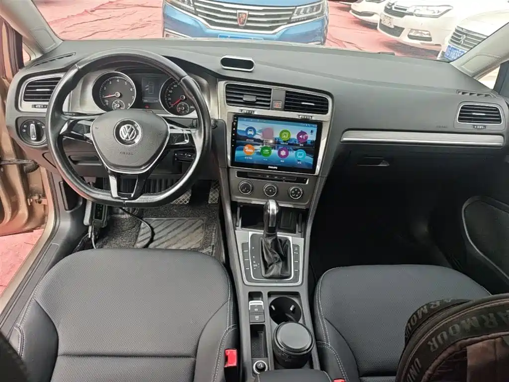 Volkswagen Golf 2015 1.4TSI Automatic Comfort фото 10