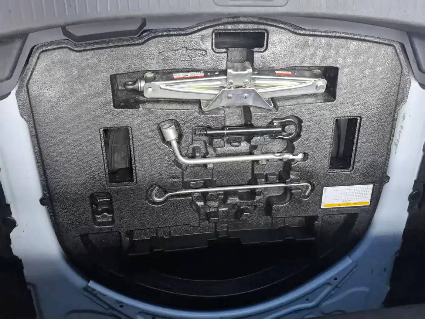 Toyota Corolla 2021 TNGA 1.5L CVT Pioneer Edition фото 22