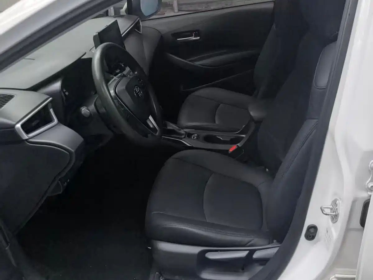Toyota Corolla 2021 TNGA 1.5L CVT Pioneer Edition фото 16