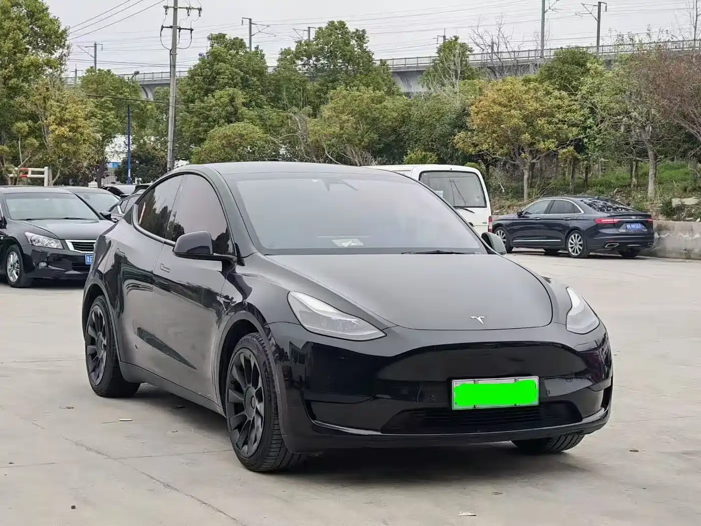 Tesla Model Y 2022 Facelift Rear-Wheel Drive Version фото 3