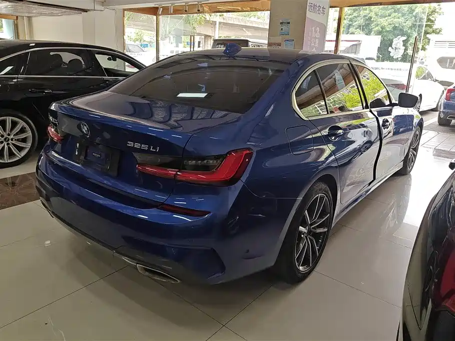 BMW 3 Series 2020 Facelift 325Li Launch Edition фото 3
