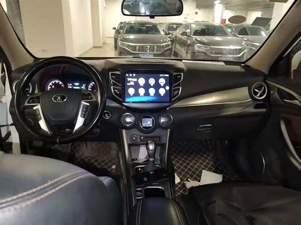 BYD Song 2016 Unrivaled Edition 1.5TID Automatic Leading Edition фото 16