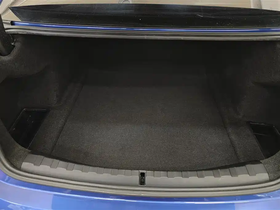 BMW 3 Series 2020 Facelift 325Li Launch Edition фото 4