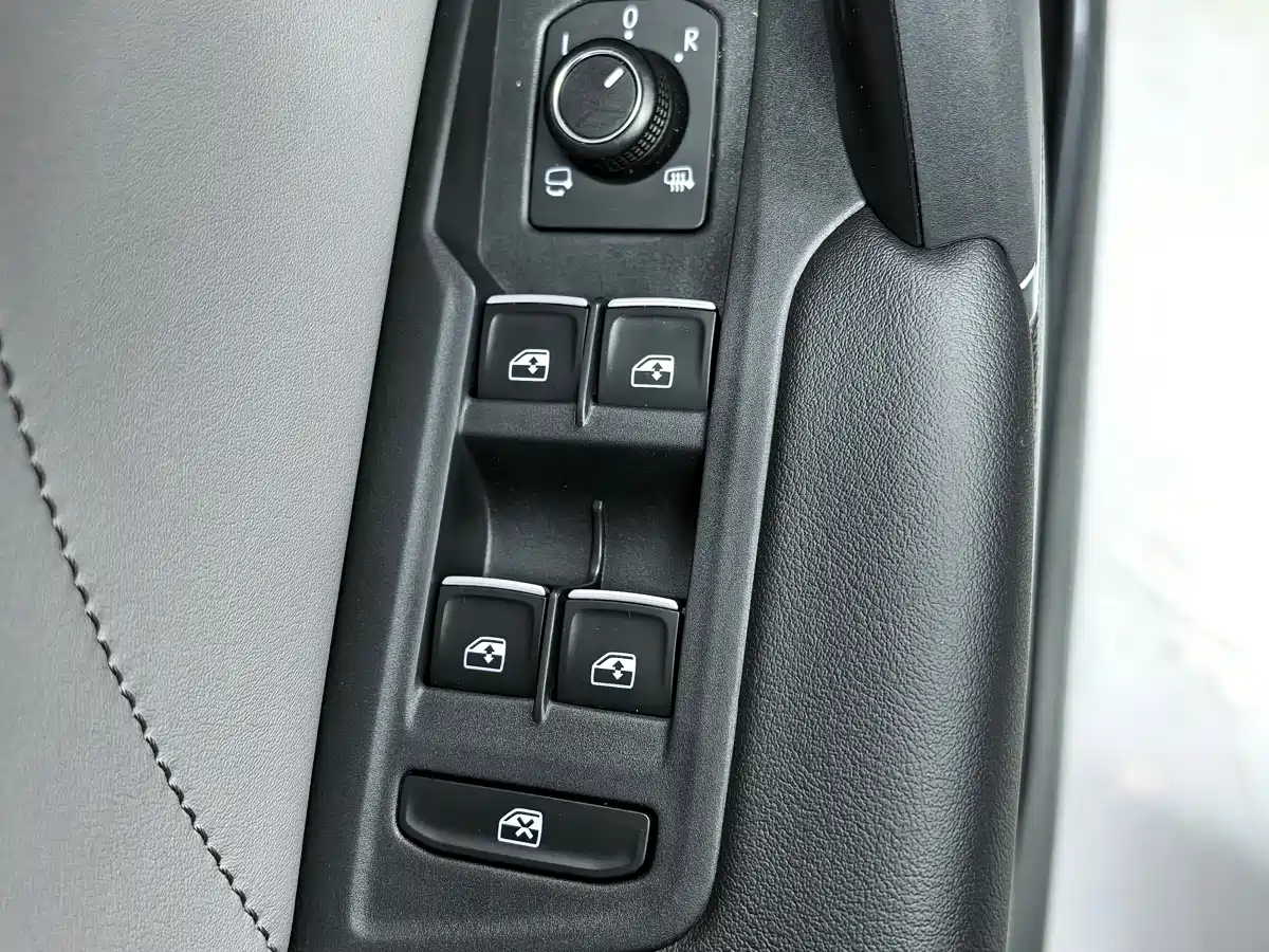 Volkswagen Tayron 2023 280TSI 2WD Luxury Plus Advanced Edition фото 11