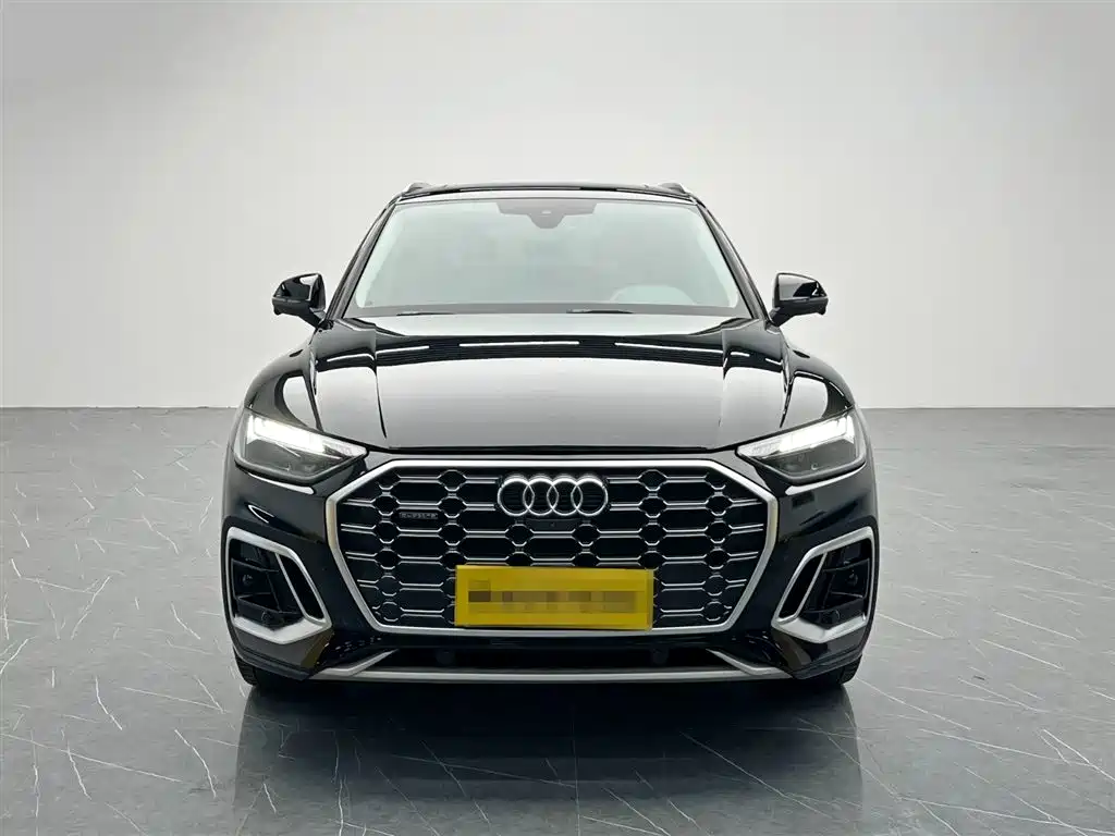 Audi Q5L 2024 Model 40 TFSI Fashion Dynamic фото 2