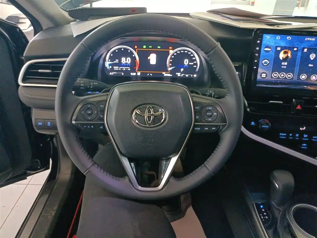 Toyota Camry 2022 2.5S Knight Edition фото 7