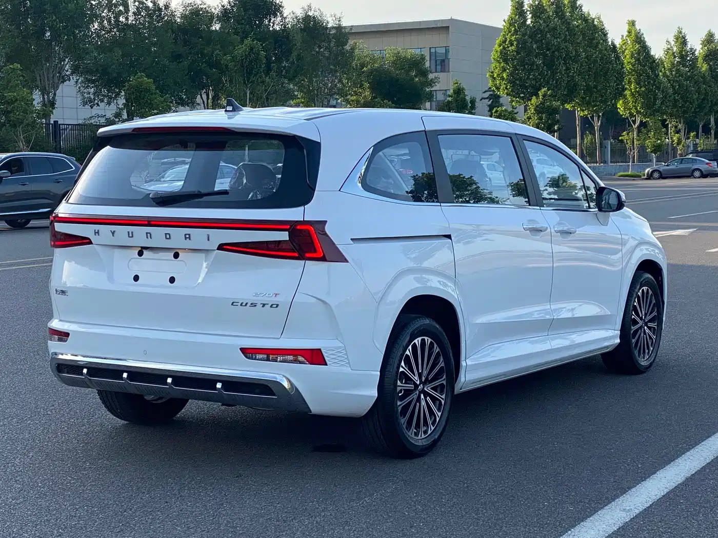 Hyundai Kustu 2024 270TGDi LUX Premium Edition фото 13