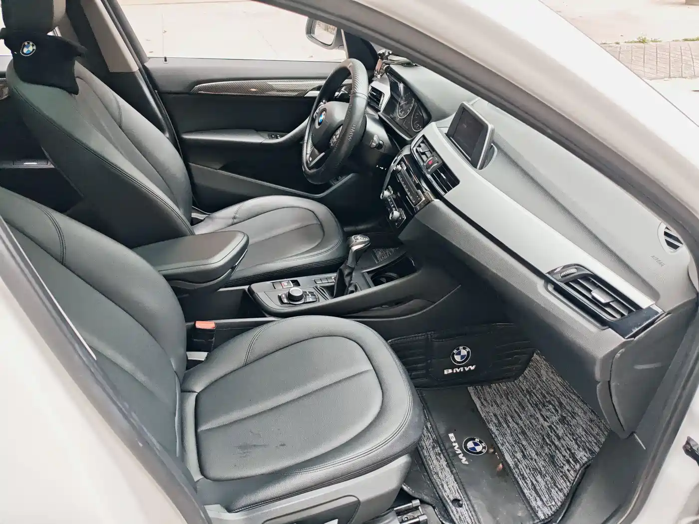 BMW X1 2018 sDrive20Li Leading Model фото 3