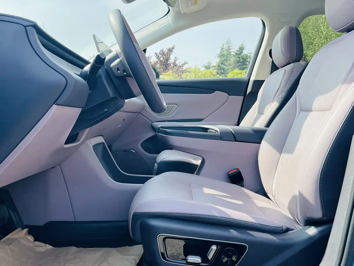 Hongqi HONGQI TIANGONG 06