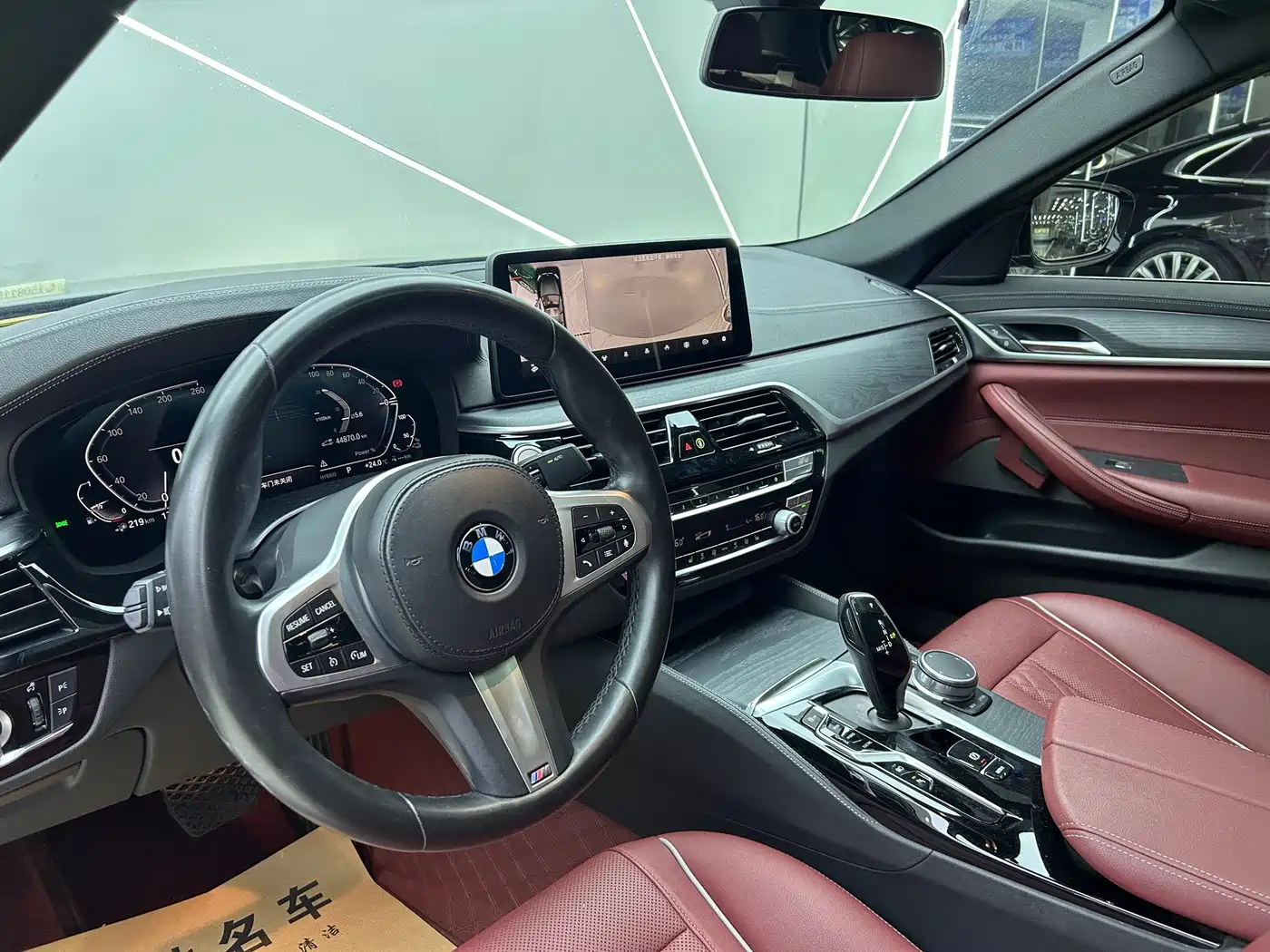 BMW 5 Series New Energy 2021 535Le M Sport Package фото 8