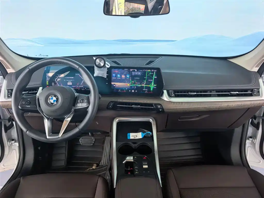 Фото 16 - BMW X1