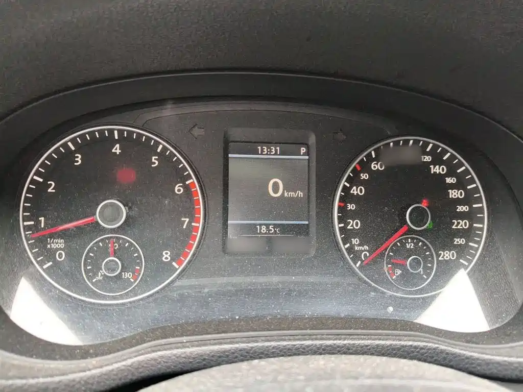 Volkswagen Passat 2014 1.8TSI DSG Executive Edition фото 4