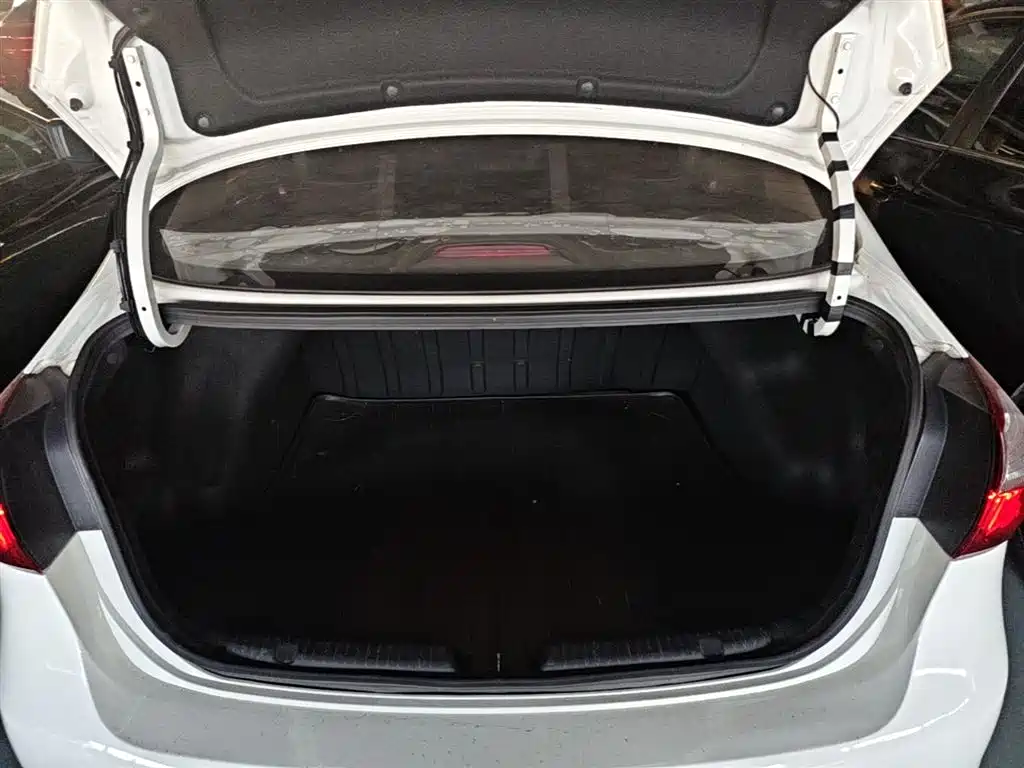 Kia K3 2016 1.6L Manual GL фото 19