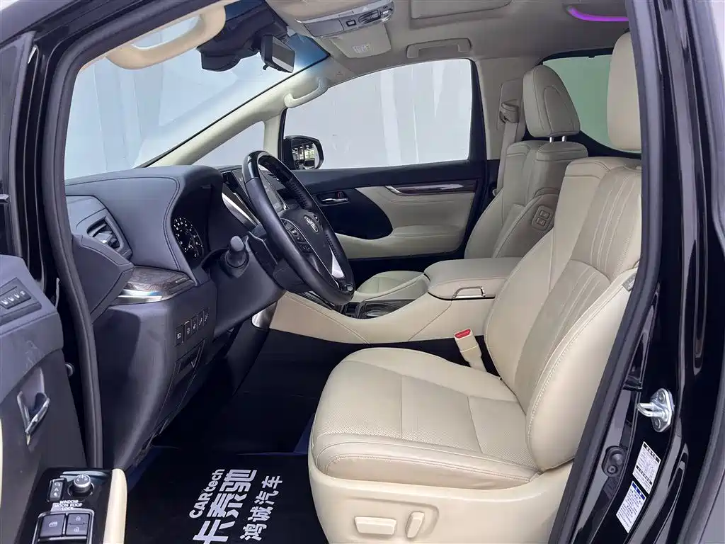 Toyota Alphard 2023 Dual Hybrid 2.5L Ultimate Gold Edition фото 18