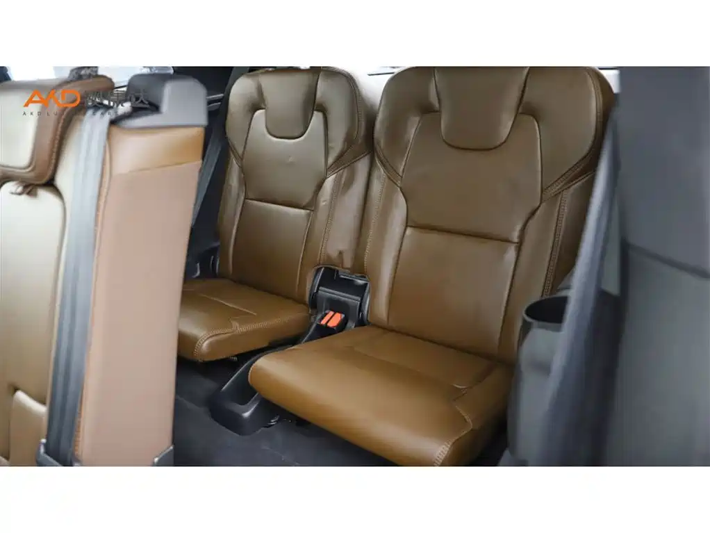 VOLVO XC90 PLUG-IN HYBRID