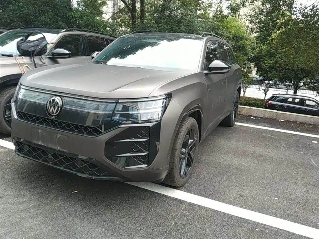 Volkswagen Teramont 2025 Teramont Pro 450TSI 4WD Summit Edition фото 2
