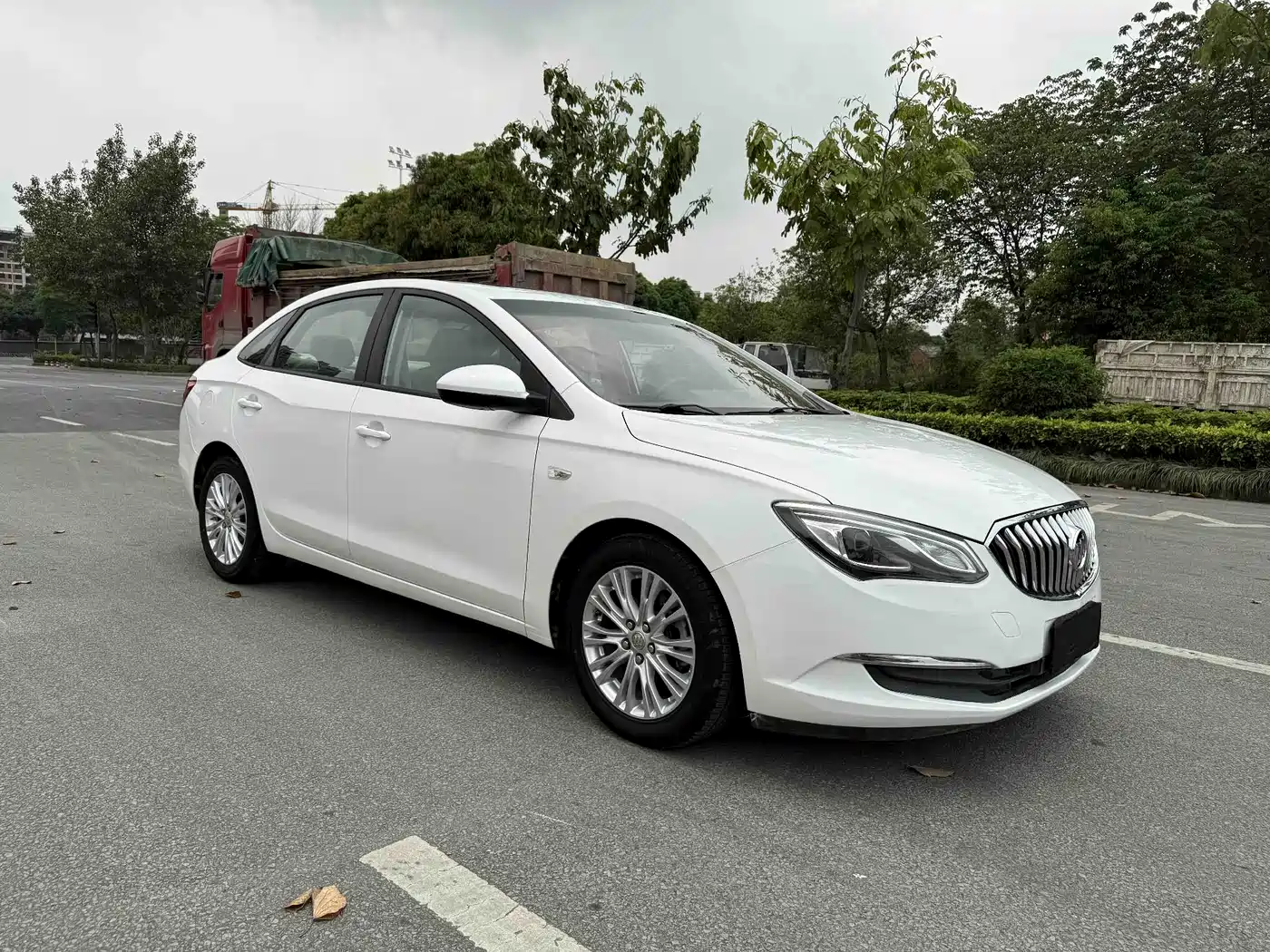 Buick Excelle 2015 15N Automatic Elite фото 3