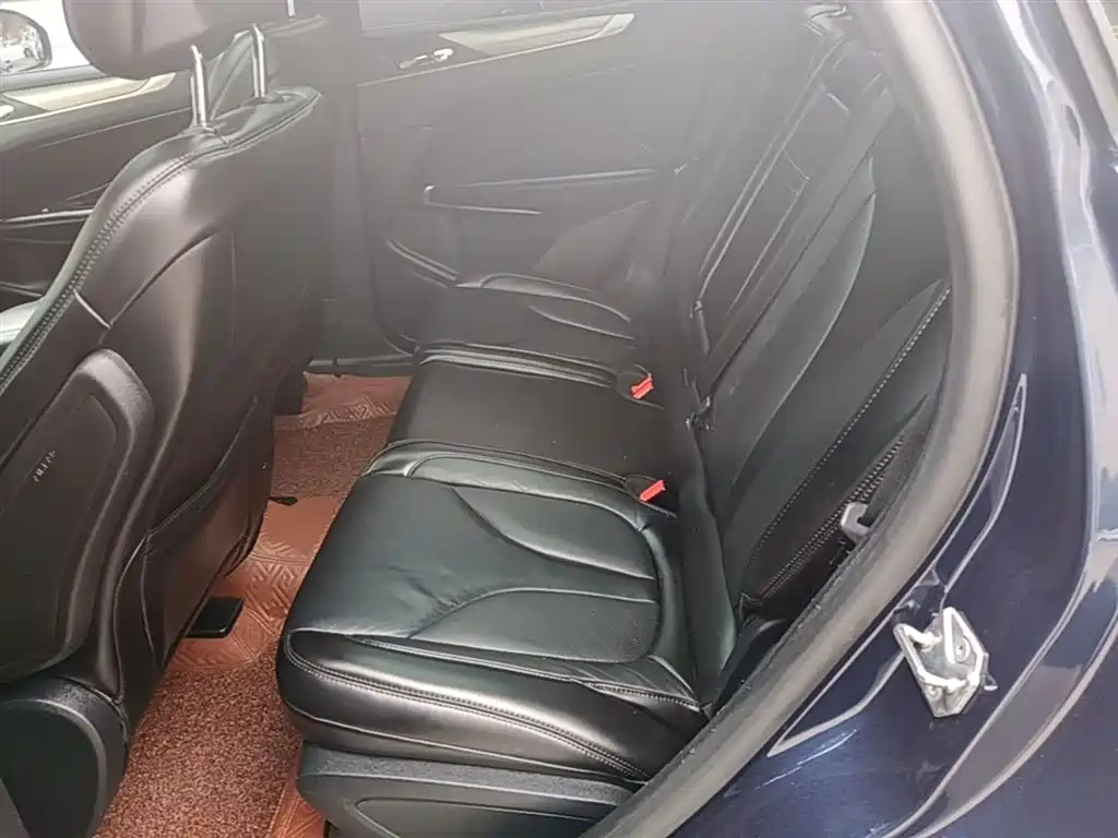 Lincoln MKC 2018 2017 2.0T 2WD Exclusive Edition
