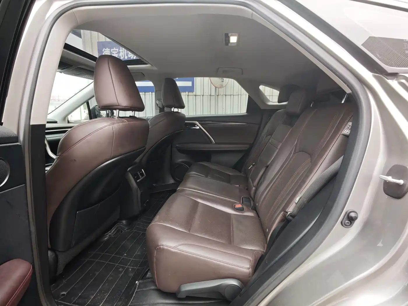 Lexus RX 2020 Facelift 300 2WD Comfort Edition фото 10