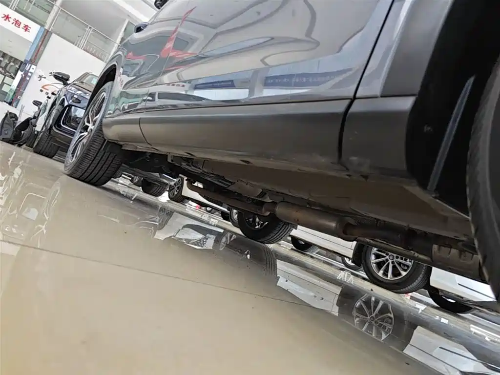 GAC Trumpchi Trumpchi GS4 PLUS 2022 270T Automatic Star Glory Edition фото 21