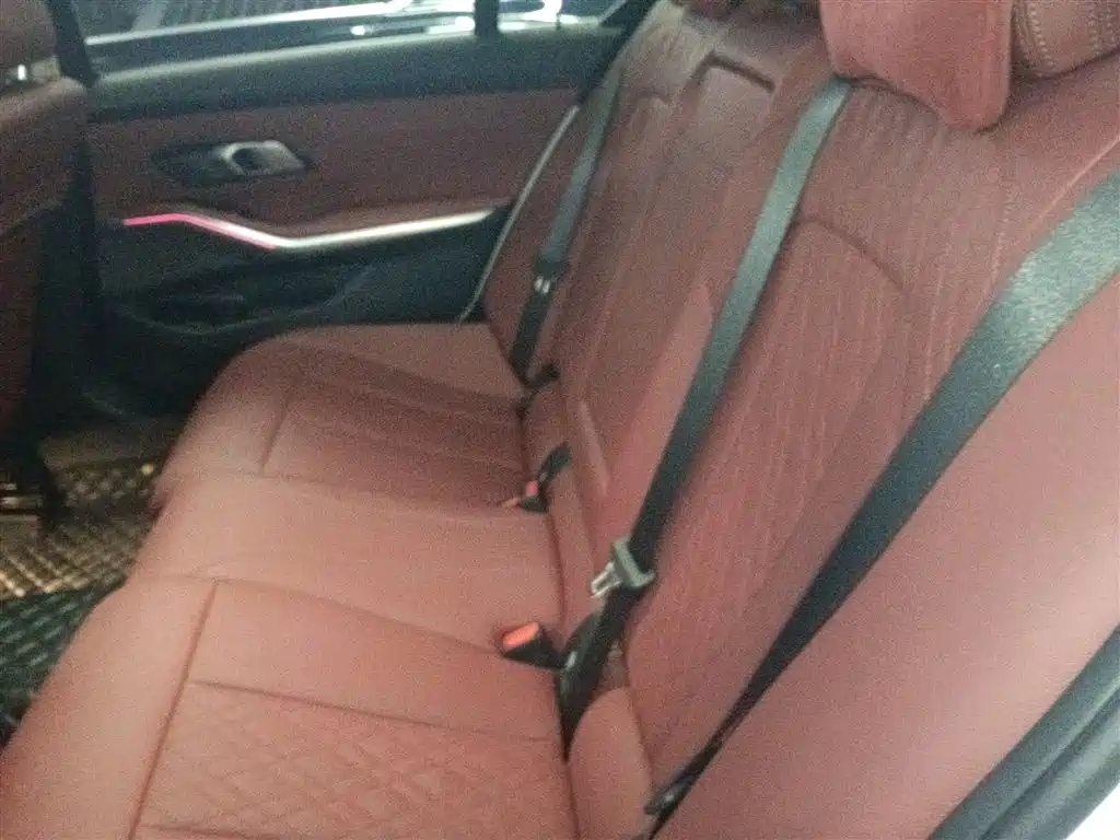 BMW 3 Series 2024 325Li M Sport Package фото 17