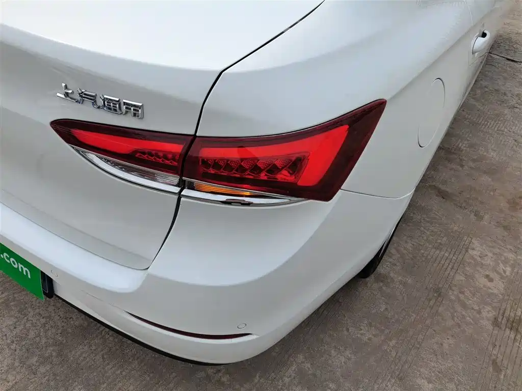 Buick Excelle 2021 Facelift Exemplar 1.5L Auto Elite фото 8