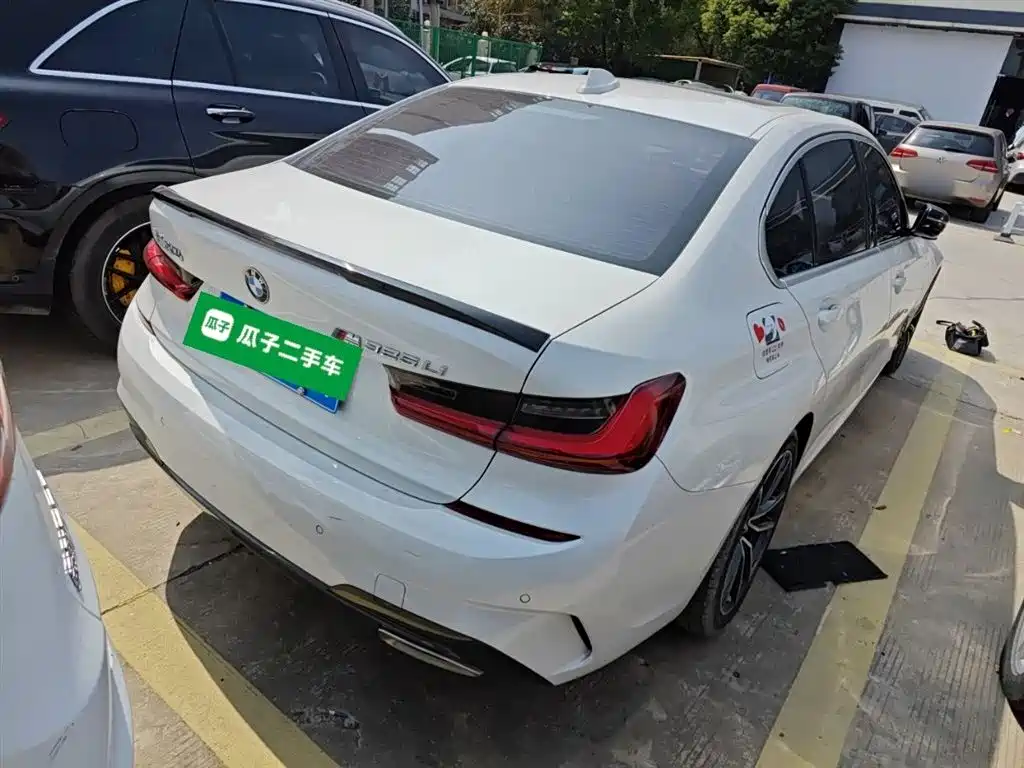 BMW 3 Series 2022 325Li M Sport Package фото 5