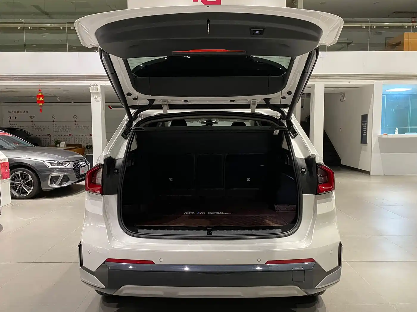 BMW X1 2023 sDrive20Li X Design Package фото 19