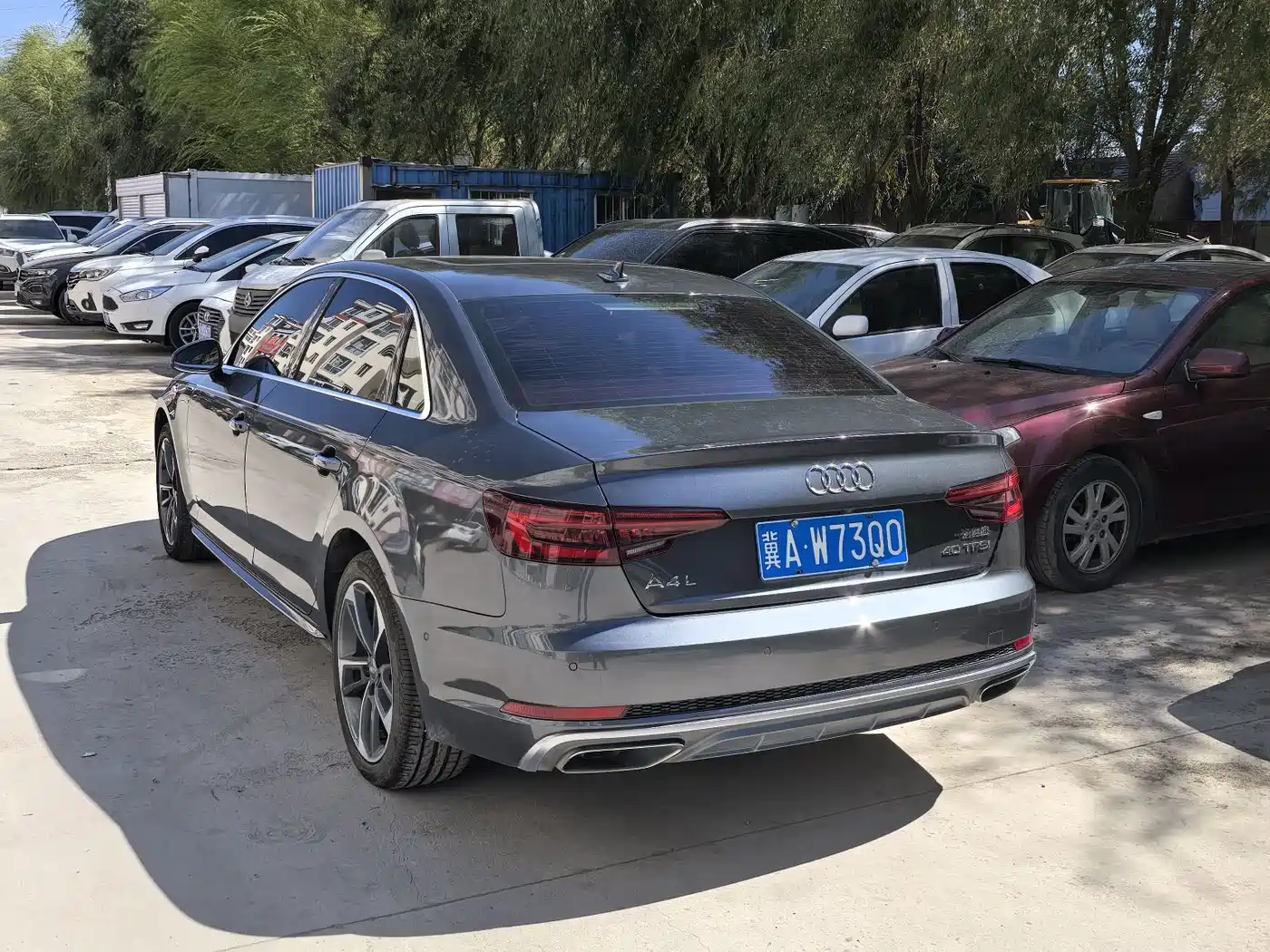 Фото 6 - Audi A4L