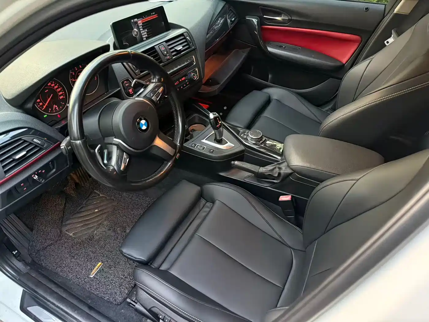BMW 1 Series (Import) 2013 Facelift 118i Sport Model фото 14