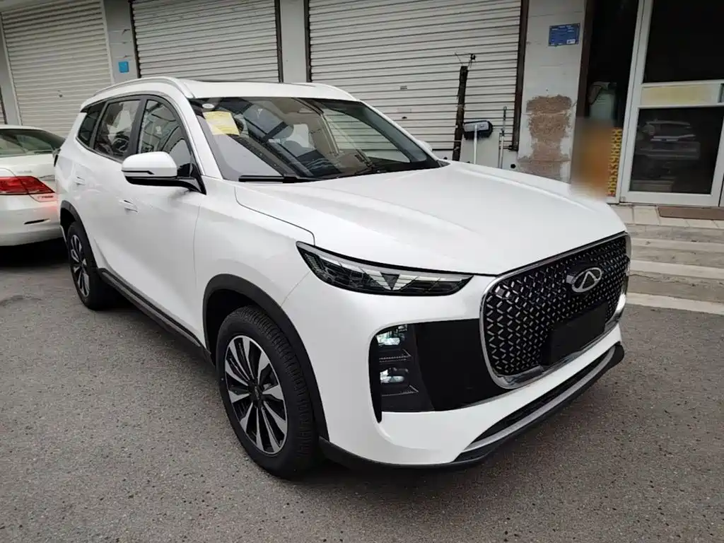 Chery Tiggo 8 PLUS 2026 2025 290TGDI DCT Luxury 5-seater