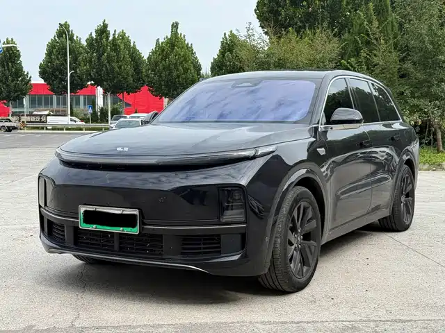 Li Auto L8 Pro
