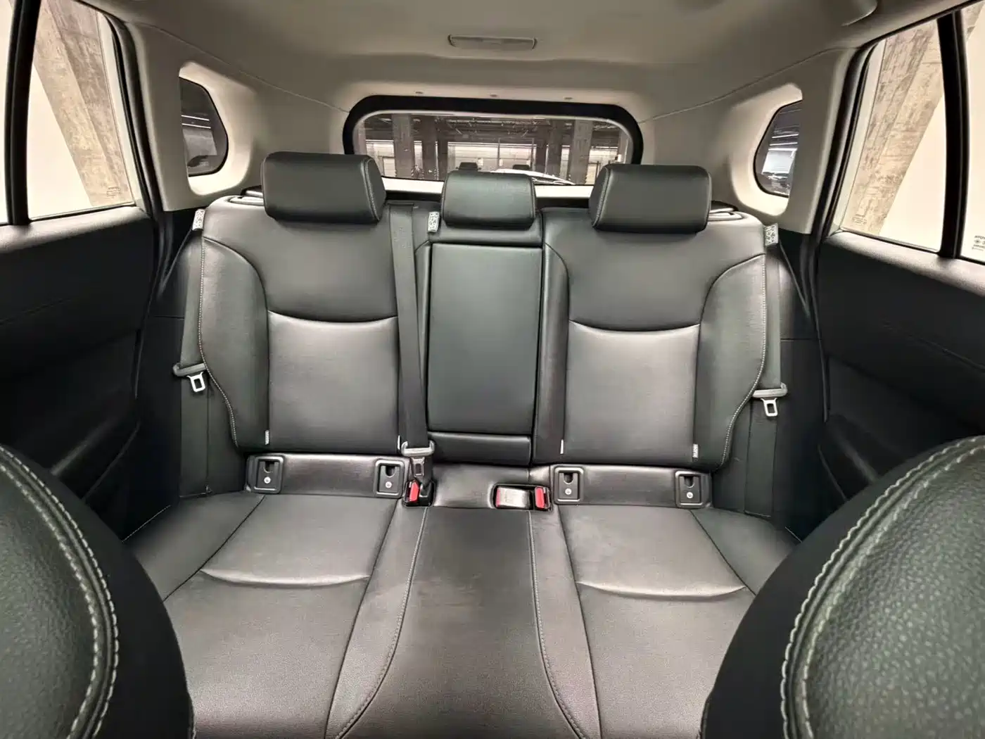 Toyota Corolla Cross 2023 2.0L Premium Edition фото 17
