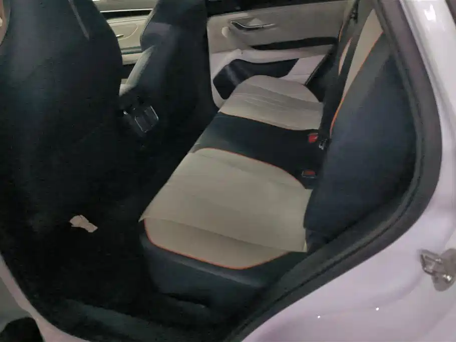 BYD Song PLUS PHEV 2021 DM-i 51KM Honor фото 11