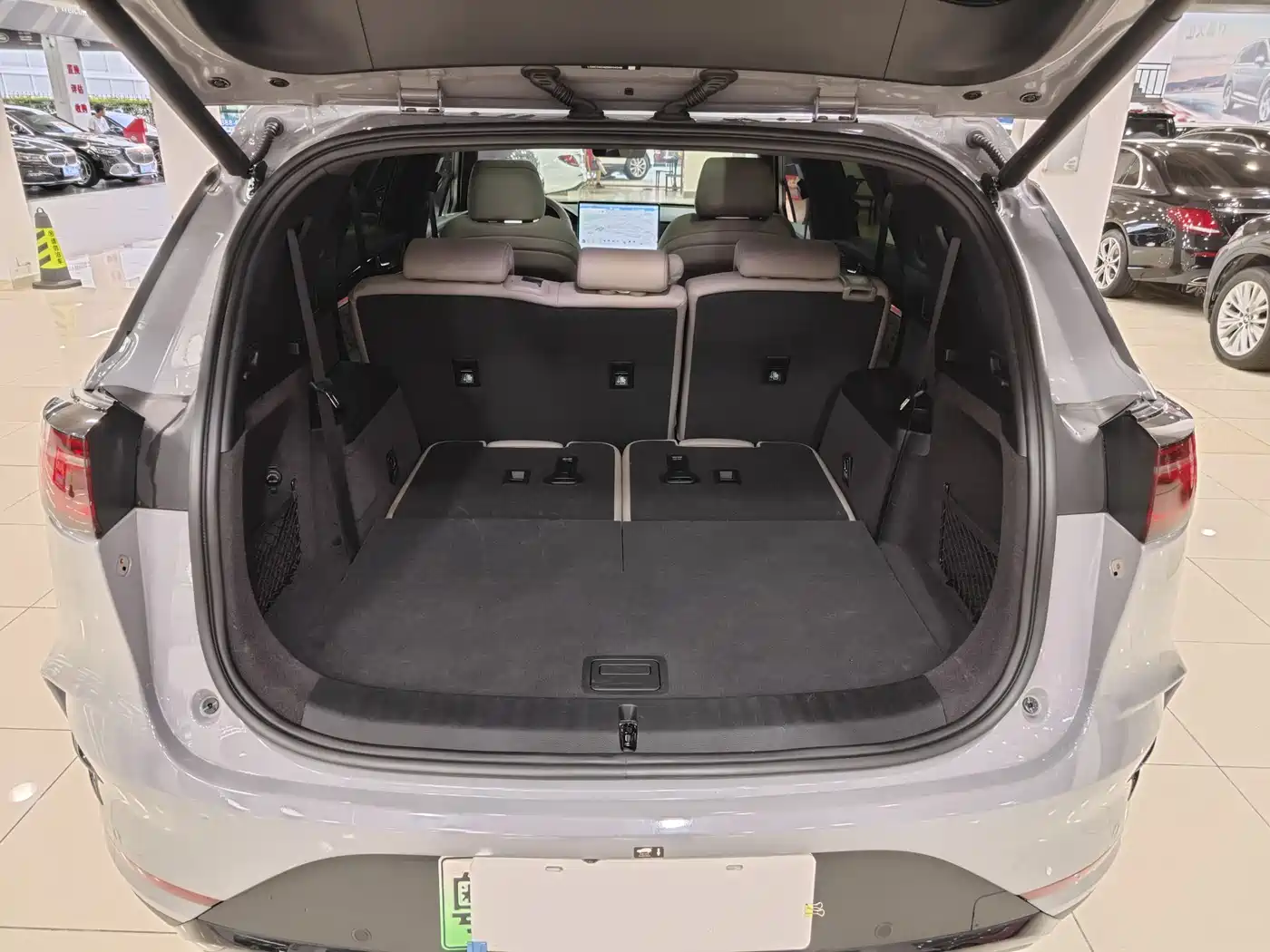 BYD Tang New Energy 2025 Smart Driving Edition DM-i 115KM Premium фото 10