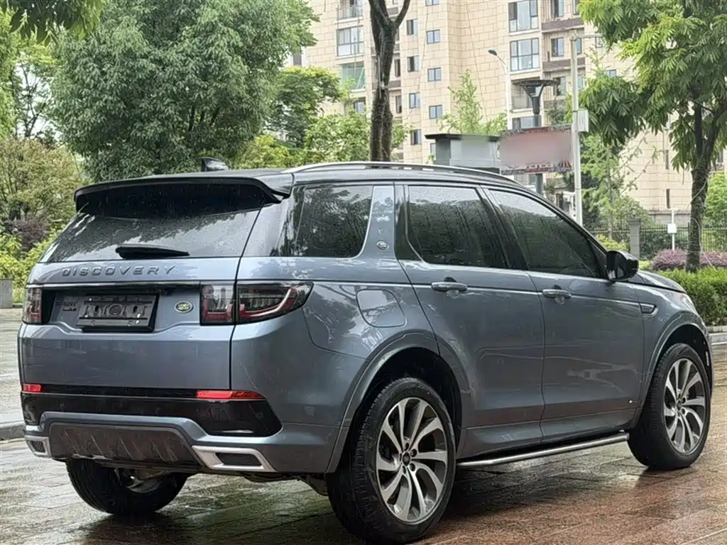 LAND ROVER DISCOVER SPORTS