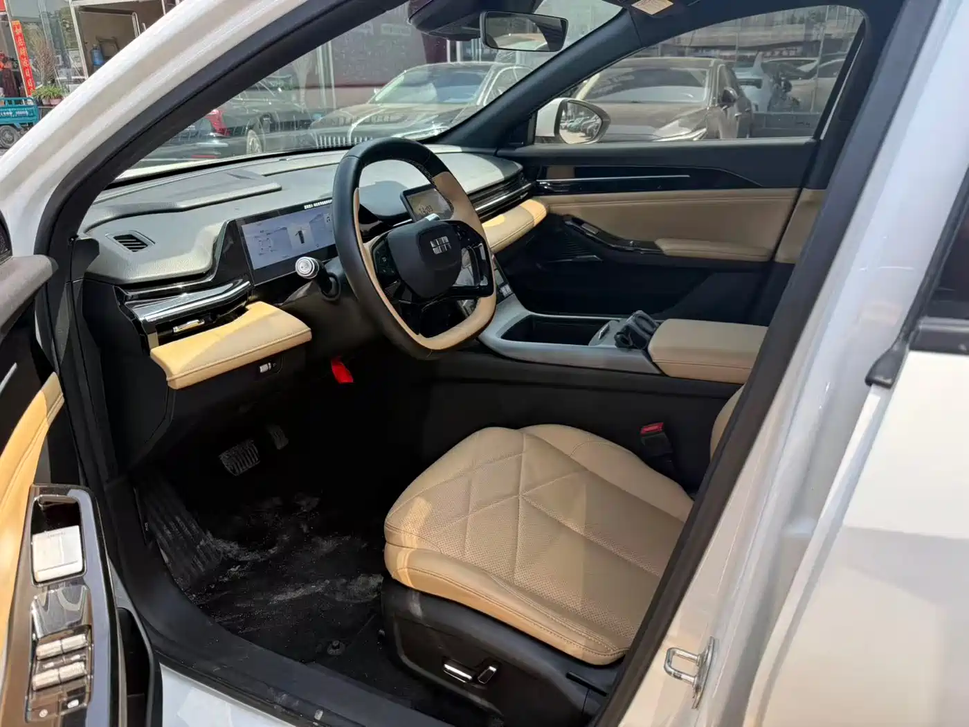 Geely Galaxy Galaxy L6 2023 Model 125km PLUS фото 4