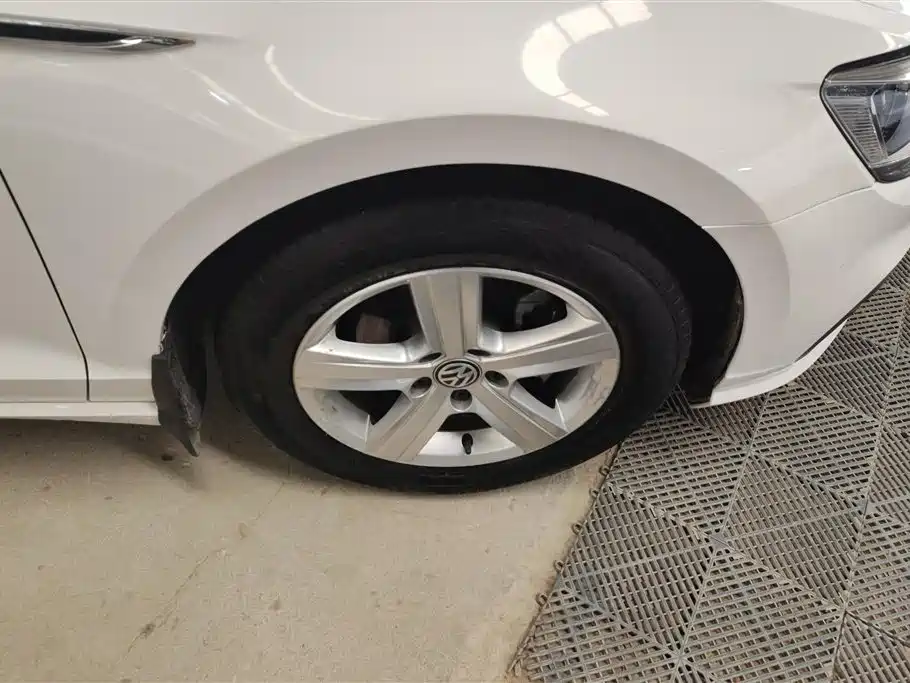 Volkswagen Lamando 2021 230TSI DSG Fashion Edition фото 6