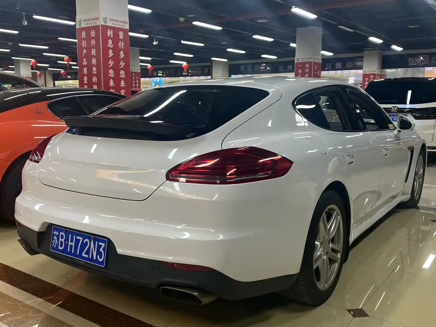 Porsche Panamera 2014 Panamera 4 3.0T фото 9