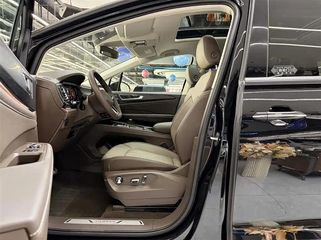 Volkswagen Viloran 2024 380TSI Prestige Edition фото 4
