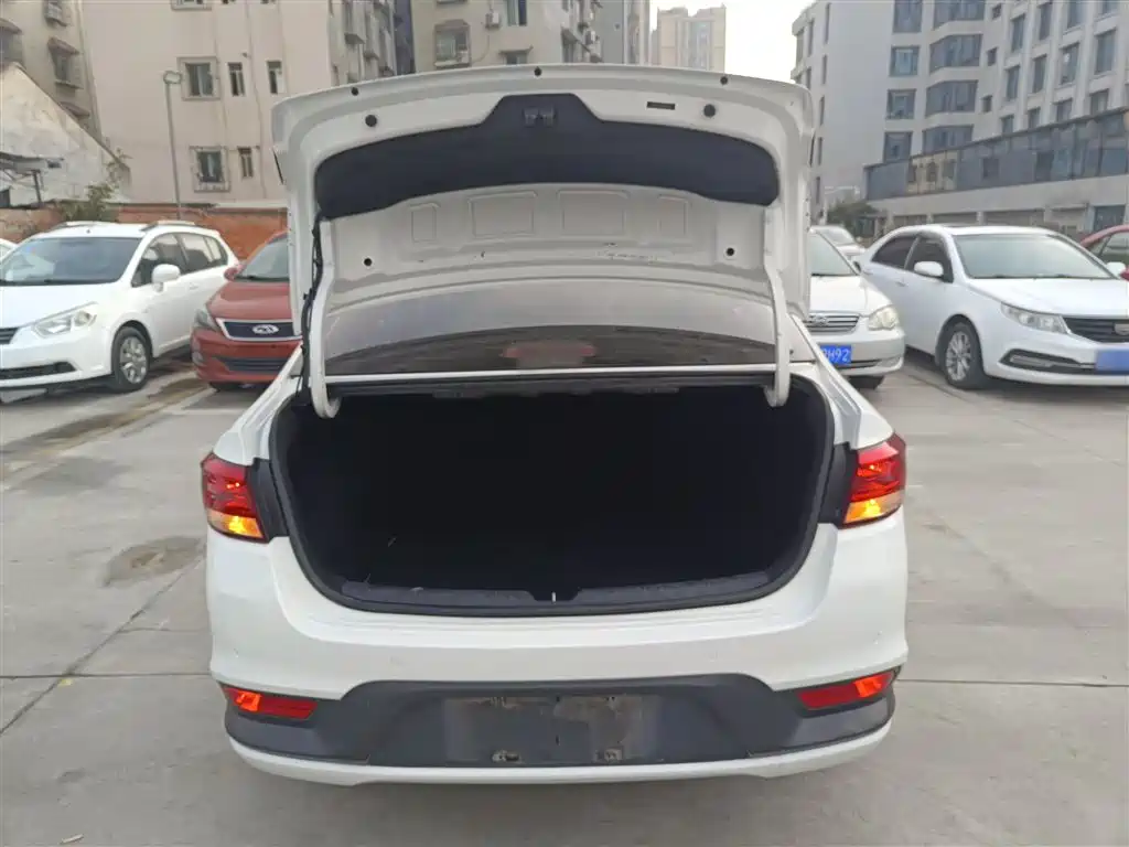 Kia K2 2017 Sedan 1.4L MT GLS фото 15