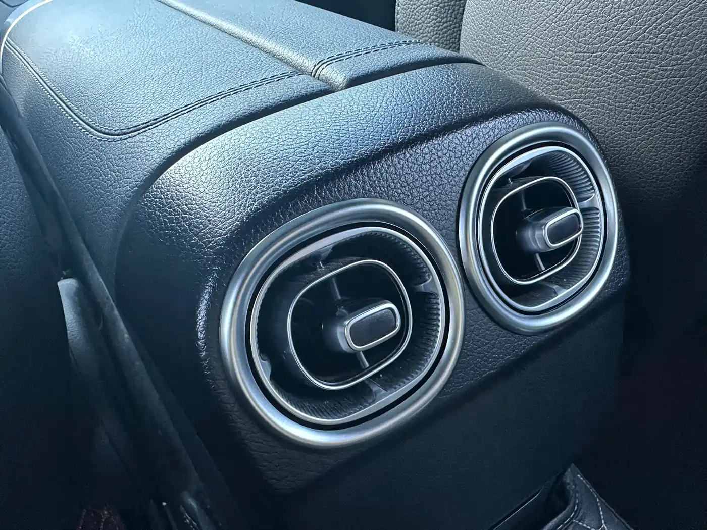 Mercedes-Benz C-Class 2024 C 260 L Sport фото 15