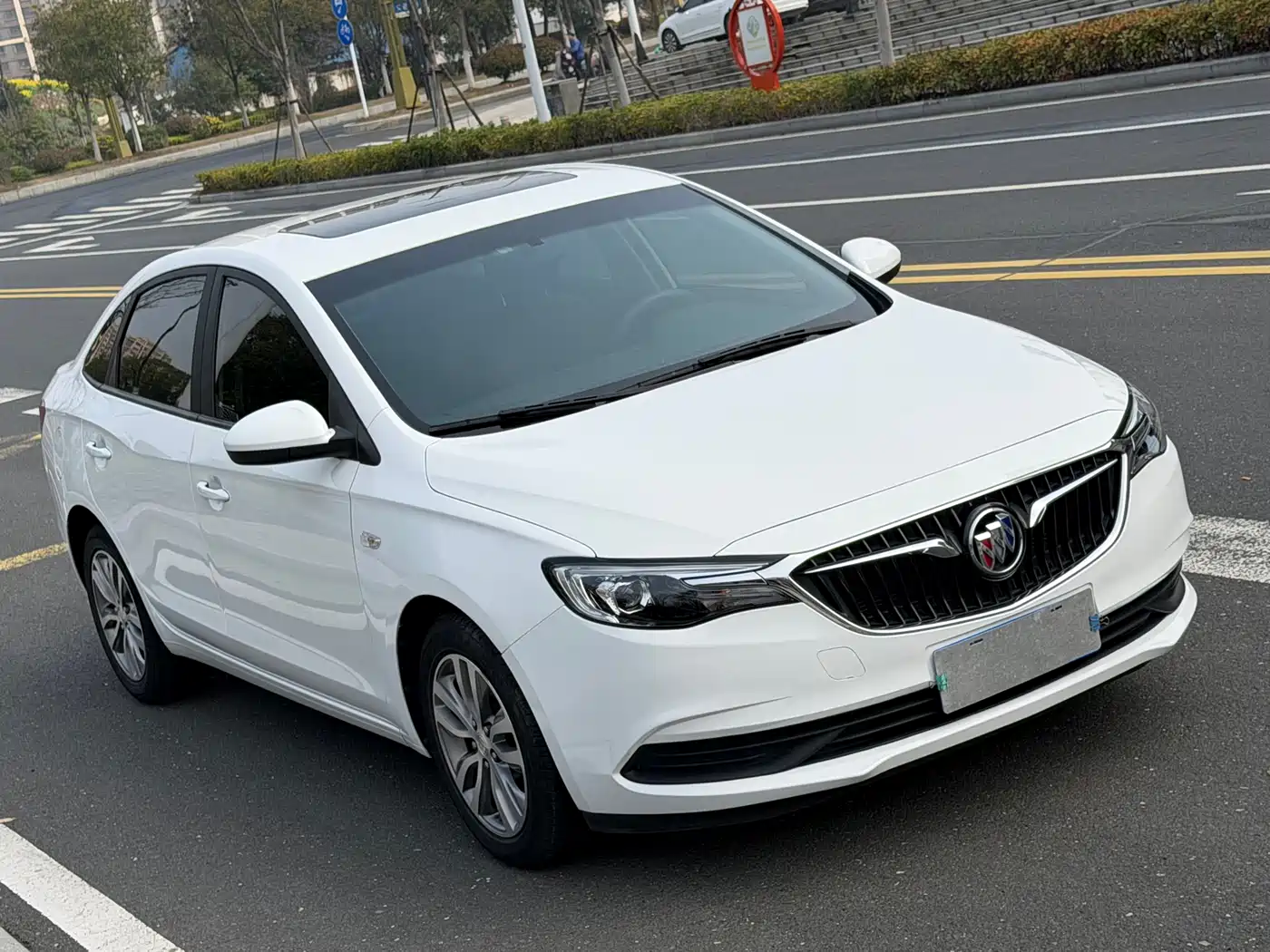 Buick Excelle 2021 Facelift 1.3T Auto Mild Hybrid Elite фото 3