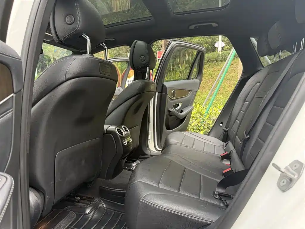 Mercedes-Benz GLC 2017 GLC 300 4MATIC Dynamic фото 15