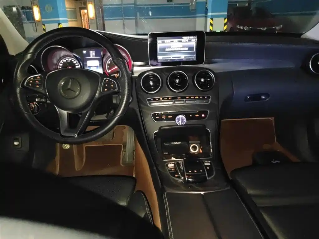 Mercedes-Benz C-Class 2016 C 200 L Sport фото 13