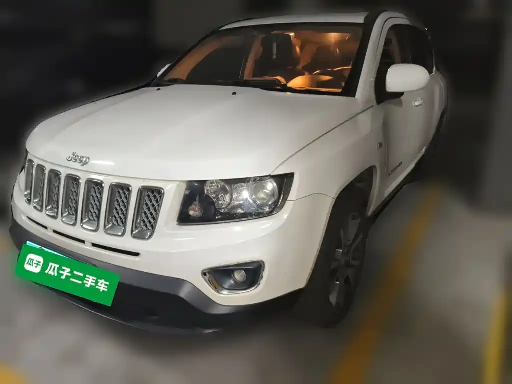 Jeep Compass (Import) 2014 2014 2.4L 4WD Luxury Edition